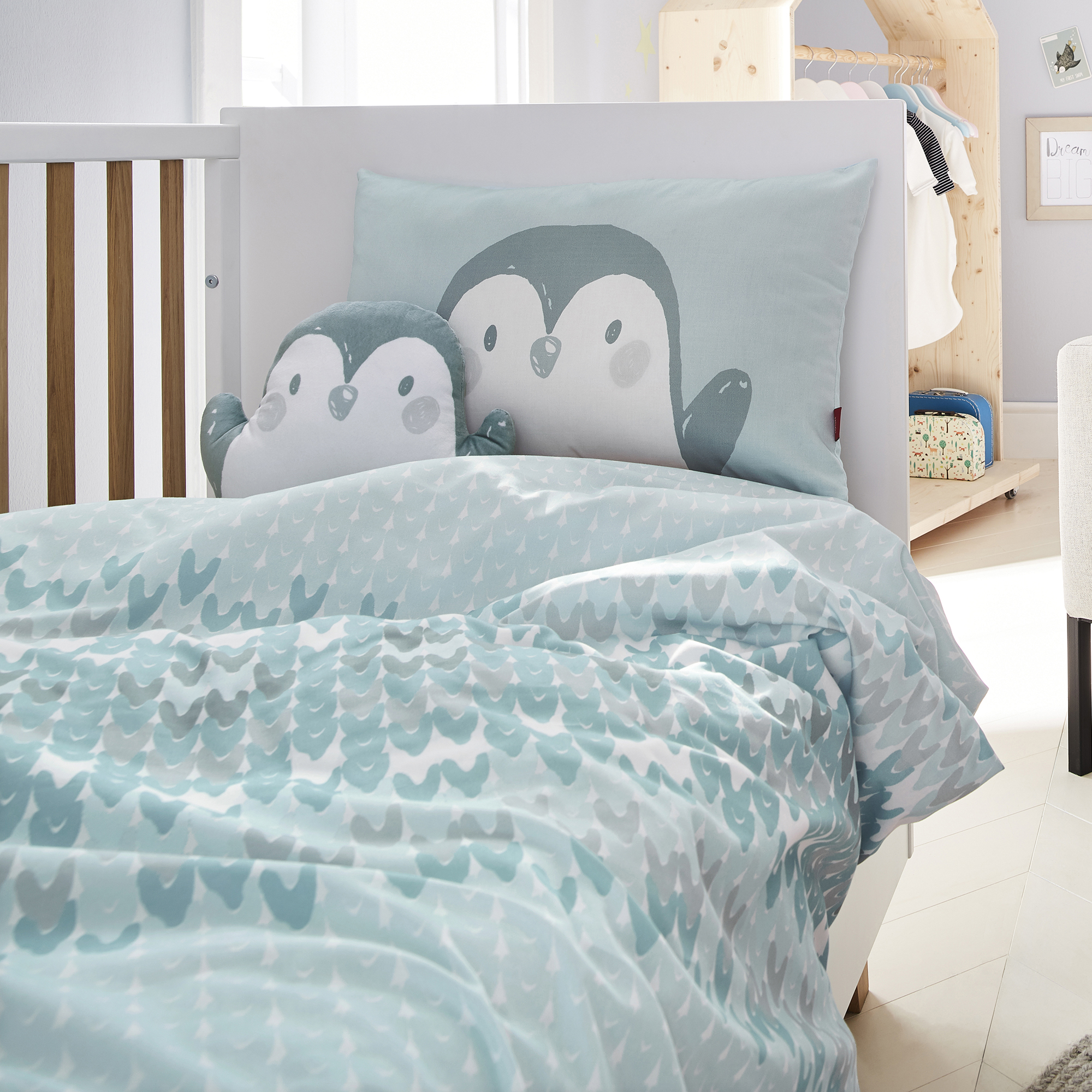 s.Oliver Satinbettwäsche Junior Pinguin